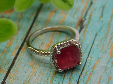 STONE RING ROCK STONE LAPIDARY SPECIMEN