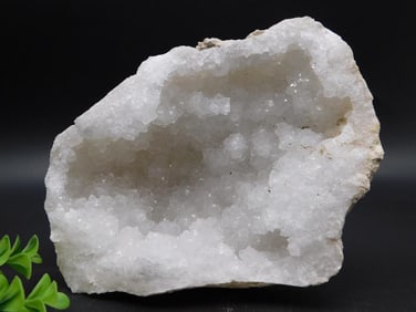 GEODE ROCK STONE LAPIDARY SPECIMEN