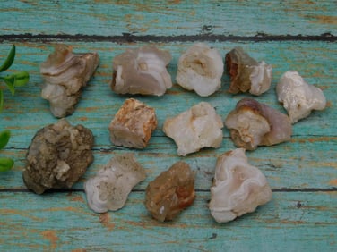 FIRE AGATE ROCK STONE LAPIDARY SPECIMEN