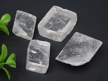 ICELANDIC SPAR ROCK STONE LAPIDARY SPECIMEN