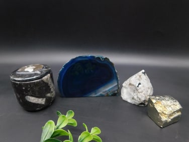 MIXED LOT ROCK STONE LAPIDARY SPECIMEN