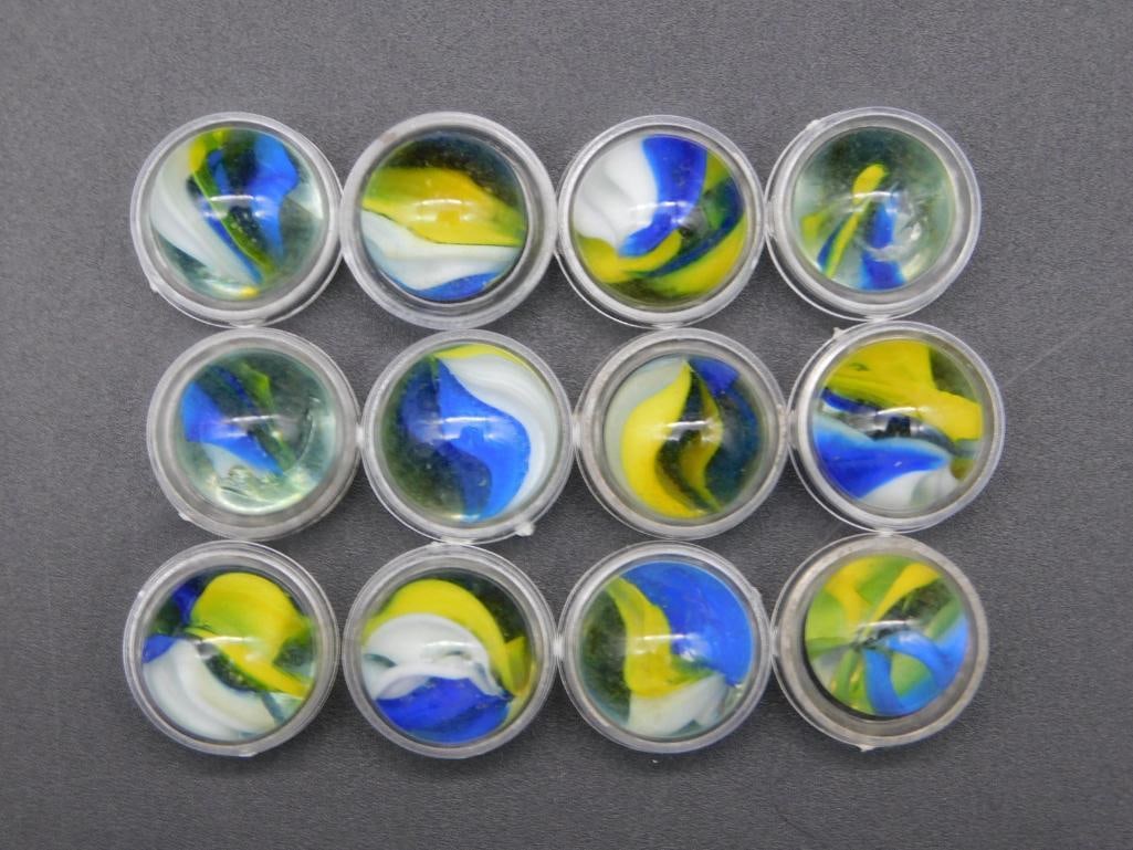 VINTAGE GLASS PLAYING MARBLE COLLECTIBLE: VINTAGE GLASS PLAYING MARBLE COLLECTIBLE