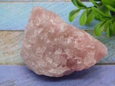 ROSE QUARTZ ROCK STONE LAPIDARY SPECIMEN
