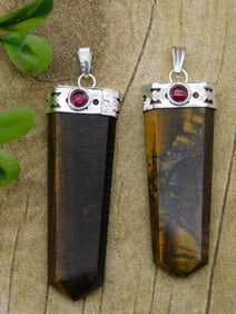 TIGER EYE PENDANTS ROCK STONE LAPIDARY SPECIMEN