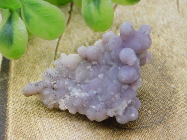 GRAPE AGATE ROCK STONE LAPIDARY SPECIMEN