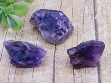 AMETHYST ROCK STONE LAPIDARY SPECIMEN