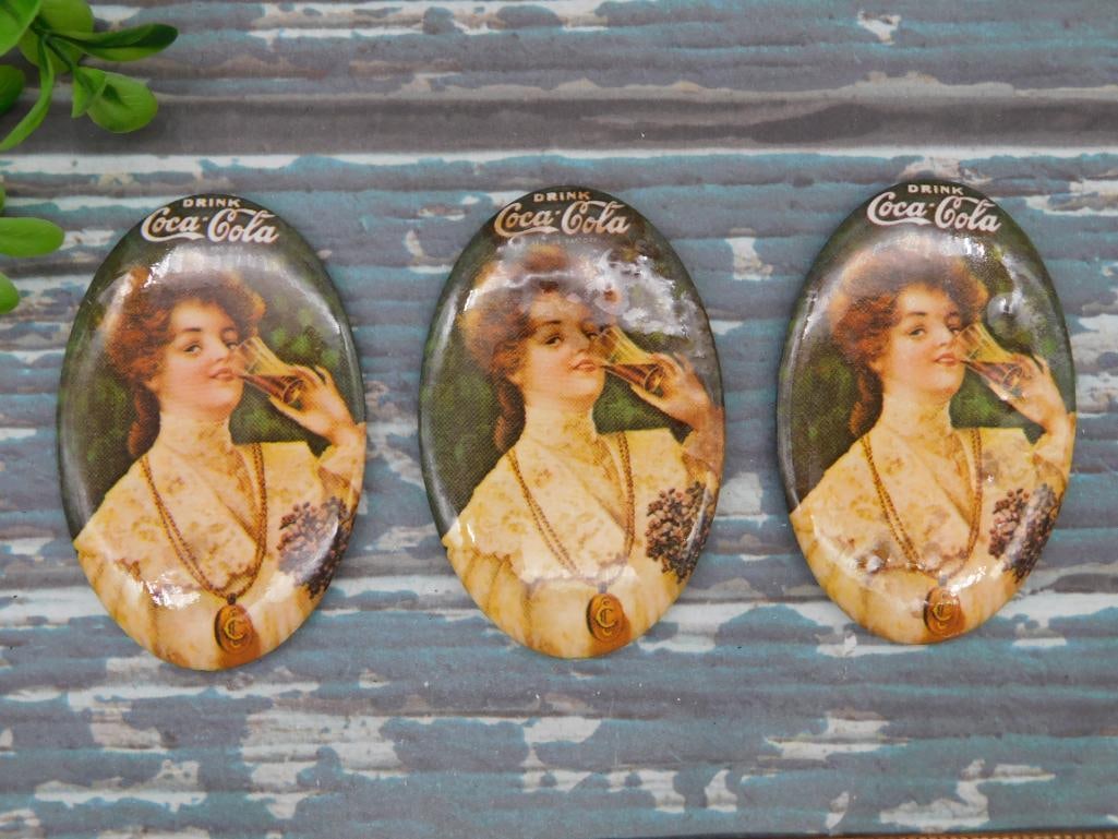 COCA-COLA POCKET MIRRORS VINTAGE ADVERTISING (1 of 2)