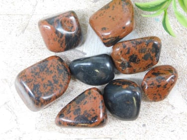 MAHOGANY OBSIDIAN ROCK STONE LAPIDARY SPECIMEN