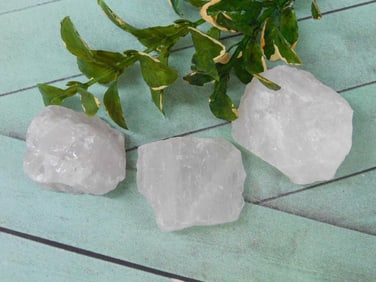 ROSE QUARTZ ROCK STONE LAPIDARY SPECIMEN