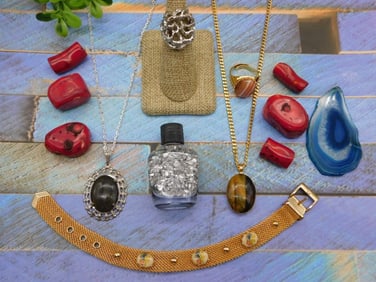 MIXED LOT ROCK STONE LAPIDARY SPECIMEN