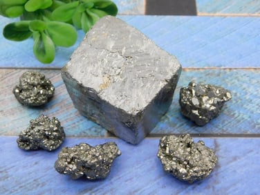 PYRITE ROCK STONE LAPIDARY SPECIMEN