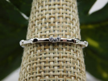 GENUINE STONE RING SIZE 6