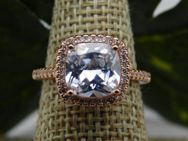 GENUINE STONE RING SIZE 6