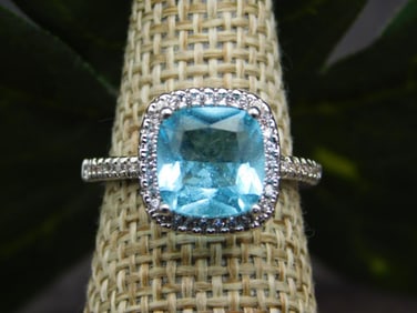 GENUINE STONE RING SIZE 6