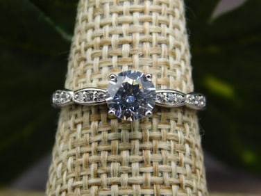 GENUINE STONE RING SIZE 6