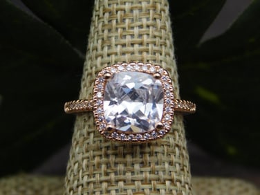 GENUINE STONE RING SIZE 6