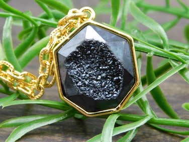 DRUZY QUARTZ PENDANT NECKLACE ROCK STONE LAPIDARY SPECIMEN