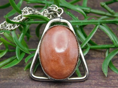 GENUINE STONE PENDANT NECKLACE ROCK STONE LAPIDARY SPECIMEN