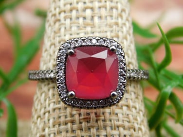 GENUINE STONE RING SIZE 8