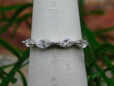 GENUINE STONE RING SIZE 6