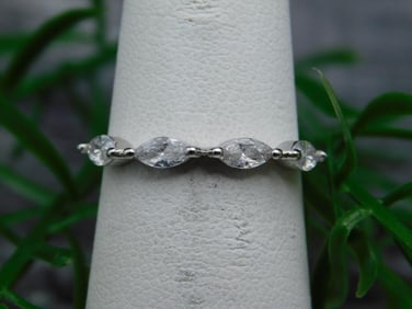 GENUINE STONE RING SIZE 6