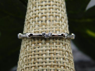 GENUINE STONE RING SIZE 6