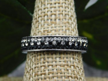 GENUINE STONE RING SIZE 7