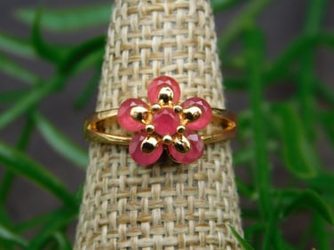 GENUINE STONE RING SIZE 4