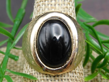 OBSIDIAN RING ROCK STONE LAPIDARY SPECIMEN