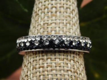 GENUINE STONE RING SIZE 8