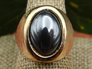 HEMATITE RING ROCK STONE LAPIDARY SPECIMEN