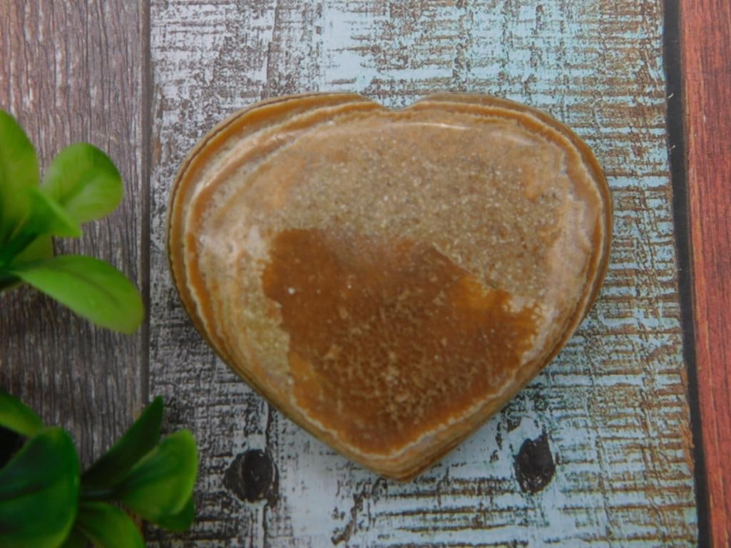 BANDED JASPER HEART ROCK STONE LAPIDARY SPECIMEN: BANDED JASPER HEART ROCK STONE LAPIDARY SPECIMEN