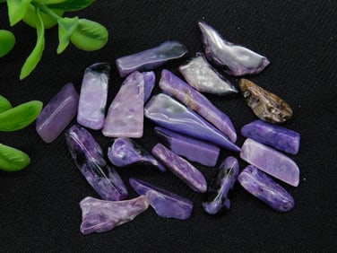 CHAROITE CHIPS ROCK STONE LAPIDARY SPECIMEN