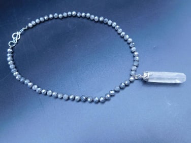 QUARTZ PENDANT ON SPARKLE BEAD NECKLACE VINTAGE ANTIQUE