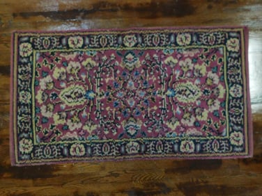 BURGUNDY ORIENTAL RUG VINTAGE ANTIQUE
