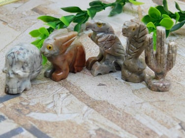 STONE ANIMALS ROCK STONE LAPIDARY SPECIMEN