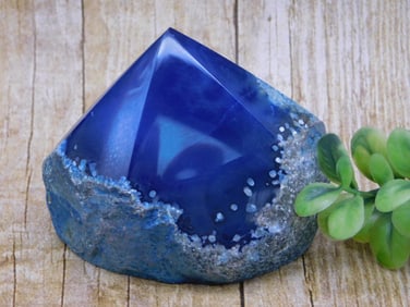 AGATE POINT ROCK STONE LAPIDARY SPECIMEN