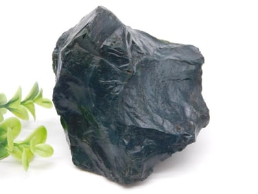 BLOODSTONE ROCK STONE LAPIDARY SPECIMEN