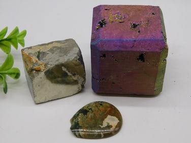 MIXED LOT ROCK STONE LAPIDARY SPECIMEN