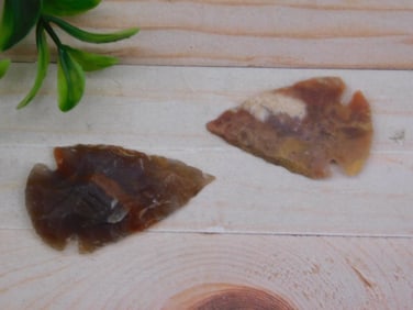 HAND KNAPPED ARTIFACTS ROCK STONE LAPIDARY SPECIMEN