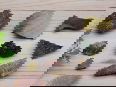 MIXED ROUGH LOT ROCK STONE LAPIDARY SPECIMEN