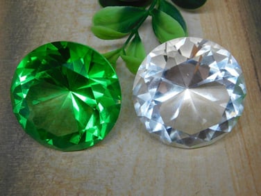 DISPLAY DIAMONDS ROCK STONE LAPIDARY SPECIMEN