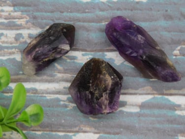 AMETHYST ROCK STONE LAPIDARY SPECIMEN