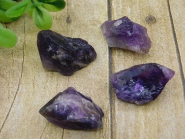 AMETHYST ROCK STONE LAPIDARY SPECIMEN