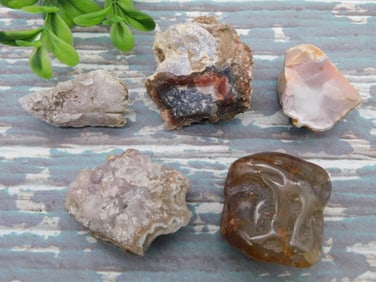 MIXED ROUGH LOT ROCK STONE LAPIDARY SPECIMEN