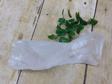 ROCK STONE LAPIDARY SPECIMEN