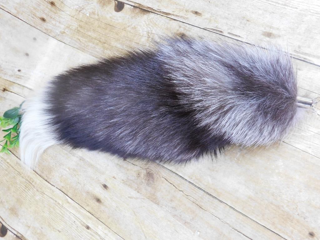FOX TAIL TAXIDERMY: FOX TAIL TAXIDERMY