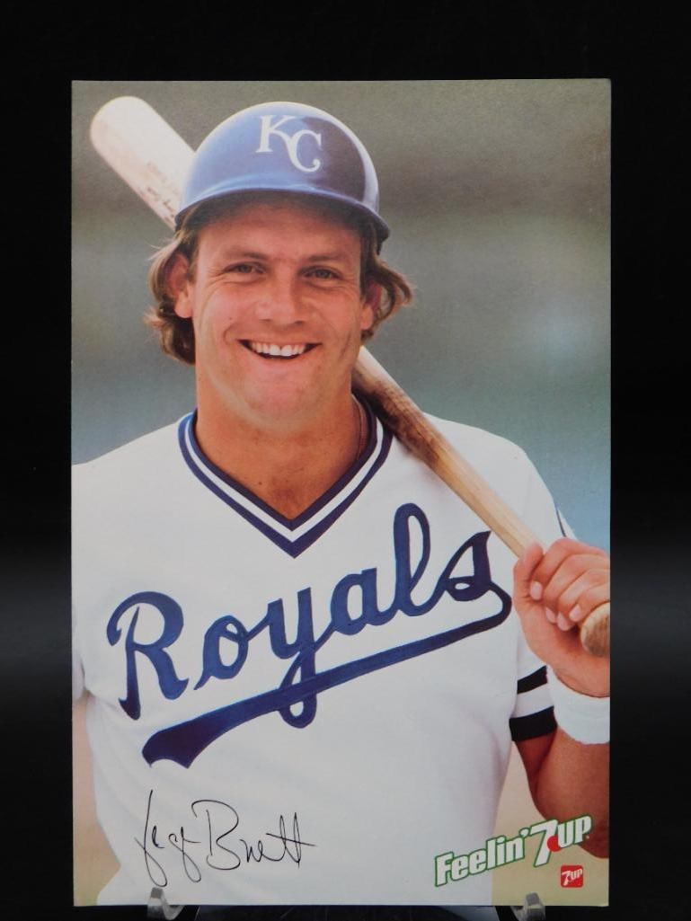 7 UP GEORGE BRETT KC ROYALS JUMBO BASEBALL CARD AUTOGRAPHED (1 of 2)
