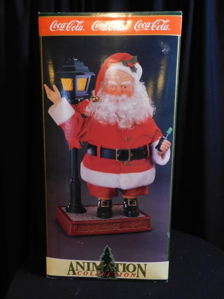 COCA-COLA ANIMATED SANTA WITH BACKDROP: COCA-COLA ANIMATED SANTA WITH BACKDROP
