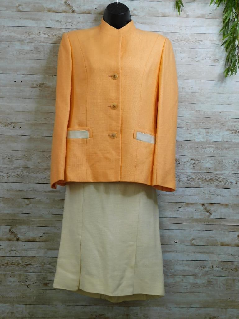 HERMES PARIS ORANGE AND CREAM SUIT VINTAGE CLOTHING: HERMES PARIS ORANGE AND CREAM SUIT VINTAGE CLOTHING